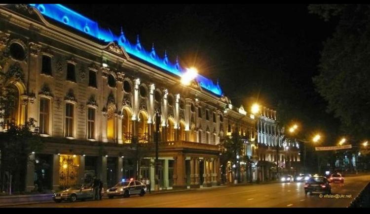 Lesya Apartment With Terrace Tbilisi Zewnętrze zdjęcie